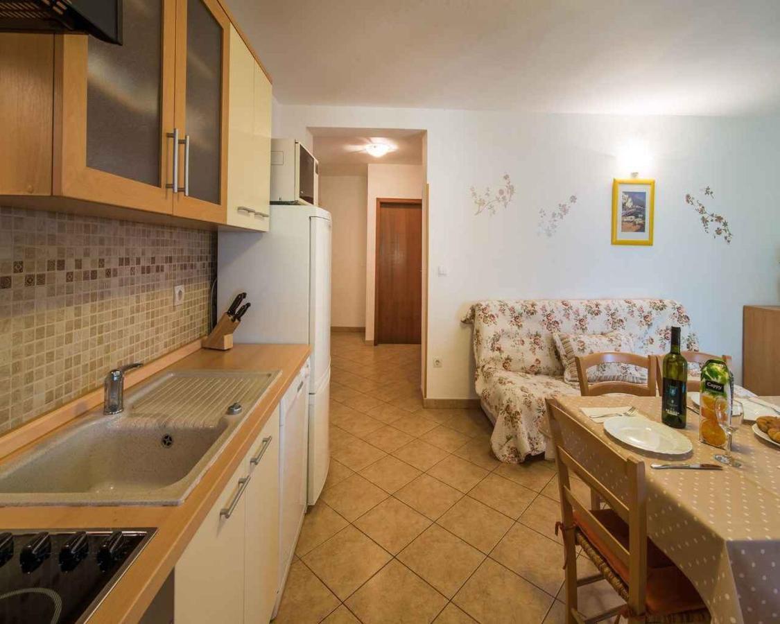 Apartments In Vrbnik/Insel Krk 13597 Ngoại thất bức ảnh