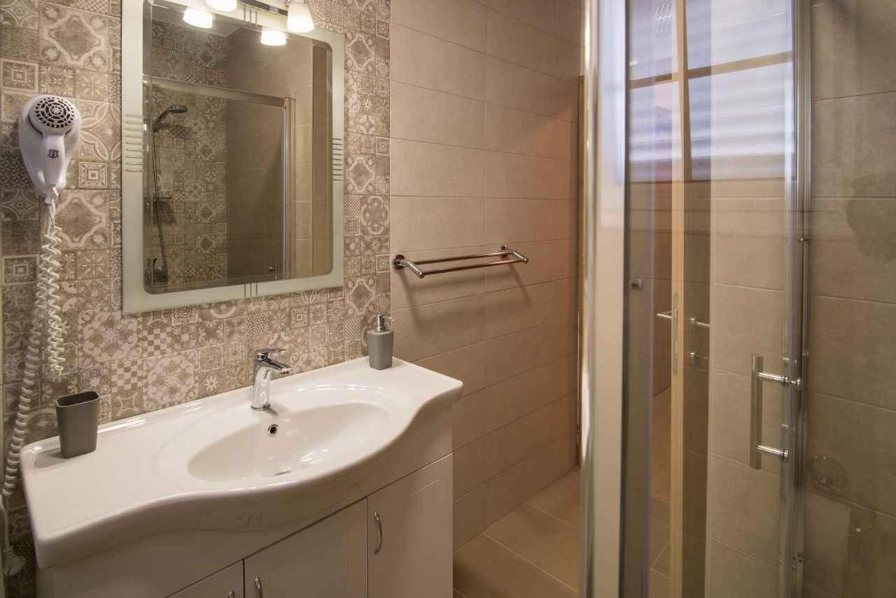 Apartments In Vrbnik/Insel Krk 13597 Ngoại thất bức ảnh