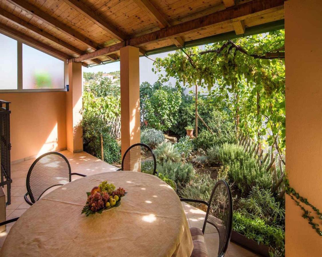 Apartments In Vrbnik/Insel Krk 13597 Ngoại thất bức ảnh