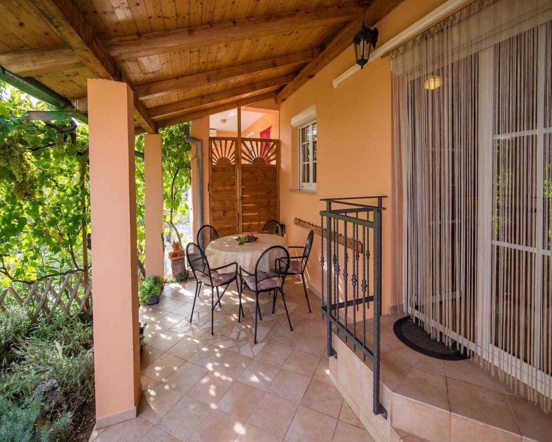 Apartments In Vrbnik/Insel Krk 13597 Ngoại thất bức ảnh