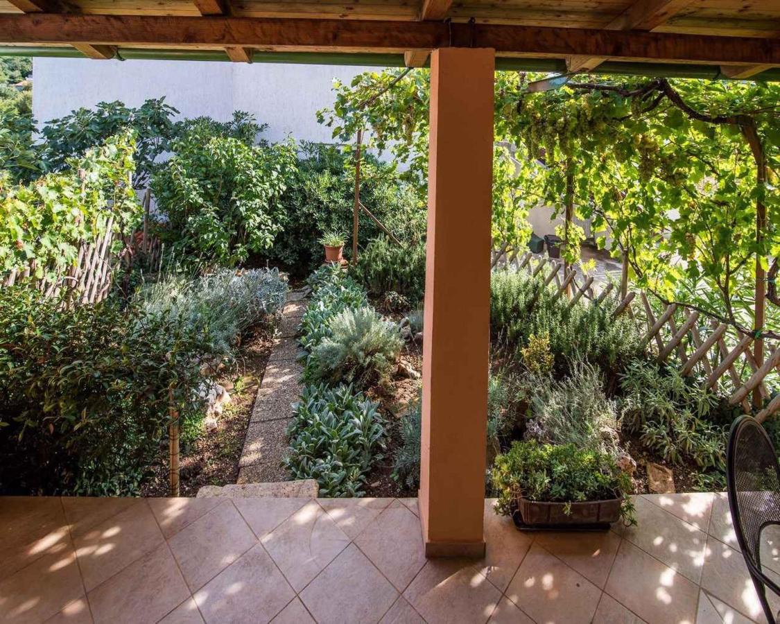 Apartments In Vrbnik/Insel Krk 13597 Ngoại thất bức ảnh